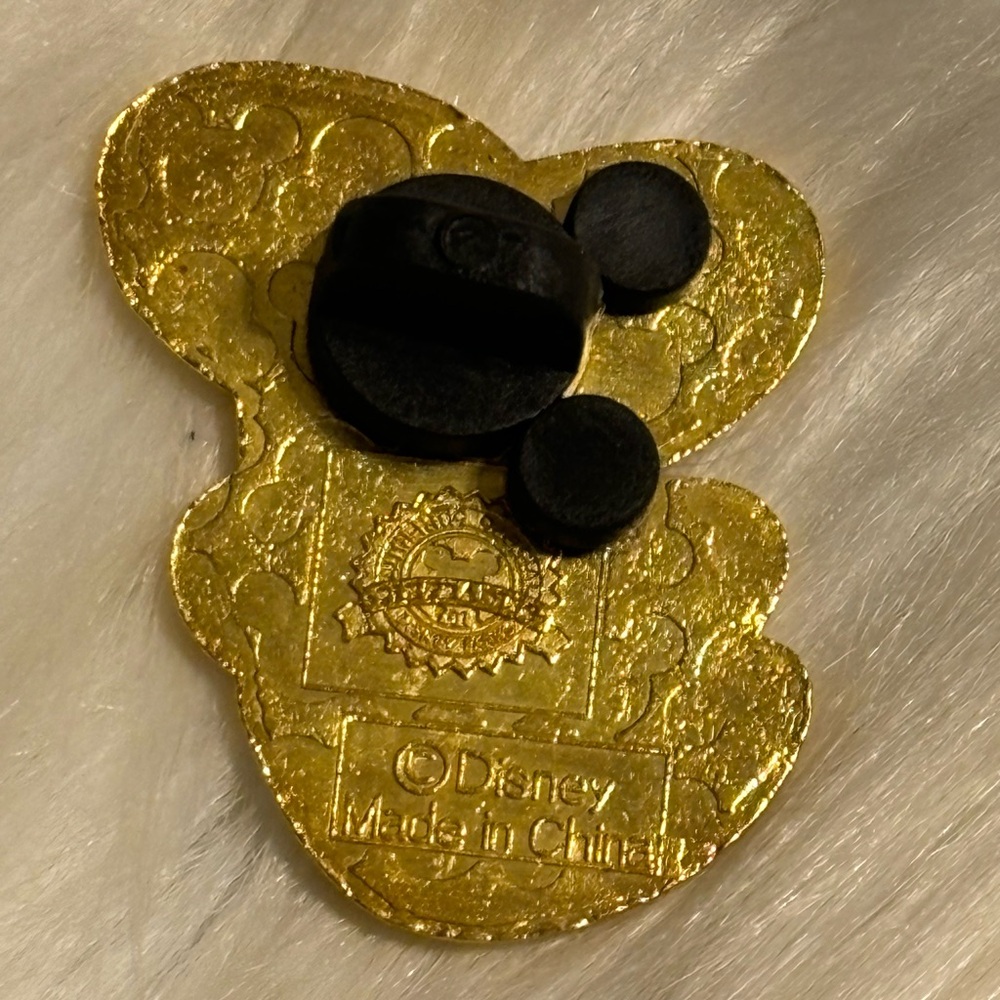 Disney Trading Pin - Picture 2 of 2